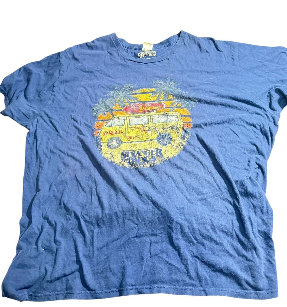 Netflix Stranger Things Surfer Boy Pizza Van Sunset Graphic T-Shirt 2XL